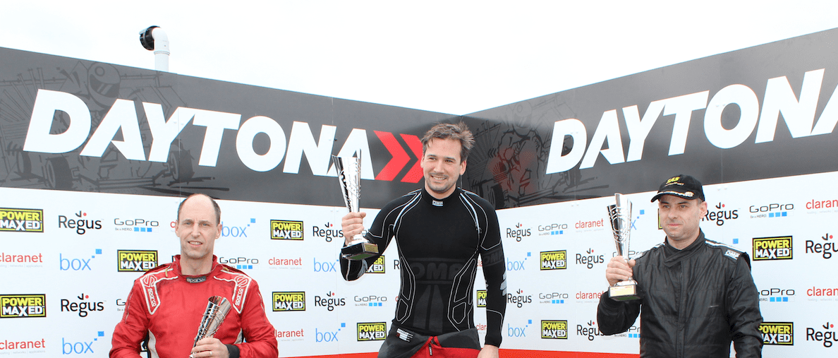 SANDOWN HOSTS EXCELLENT ROUND 2